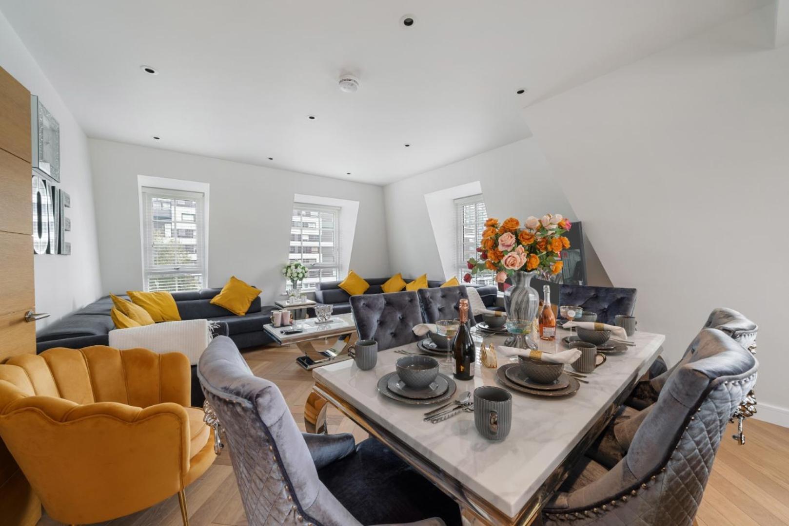 Elegant 3-Bedroom Penthouse In Marble Arch 70 Londres Exterior foto