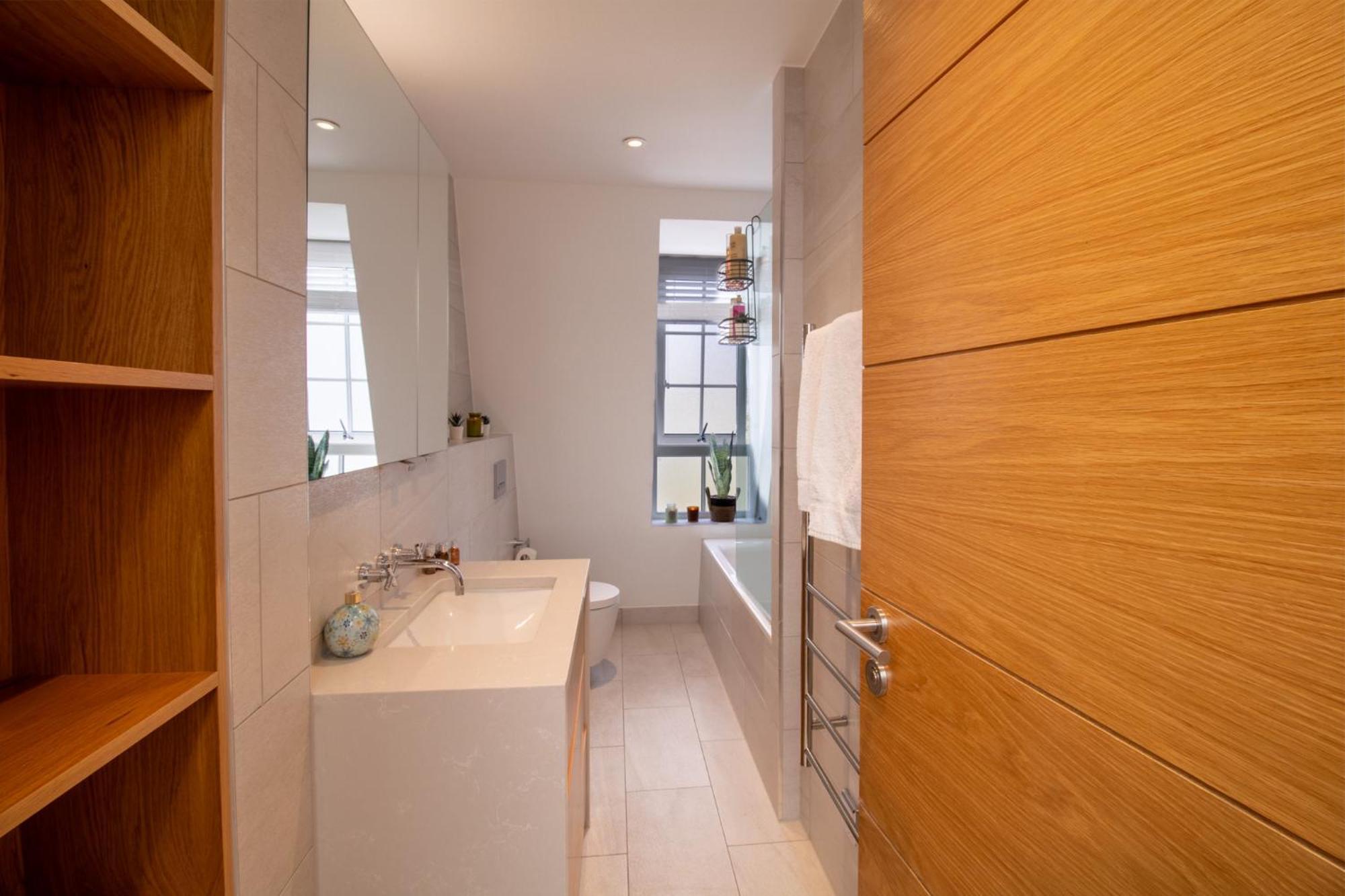Elegant 3-Bedroom Penthouse In Marble Arch 70 Londres Exterior foto